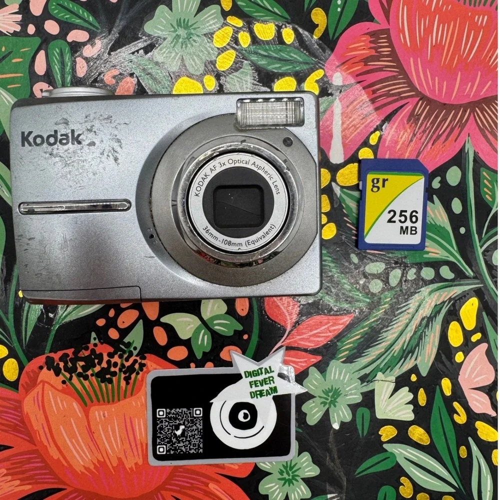 Kodak EasyShare C813 Silver Digital Camera 8.2MP 3x Optical Zoom Digicam